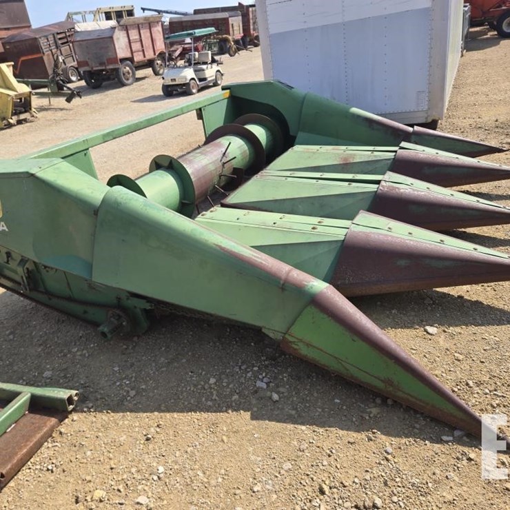 JOHN DEERE 454A