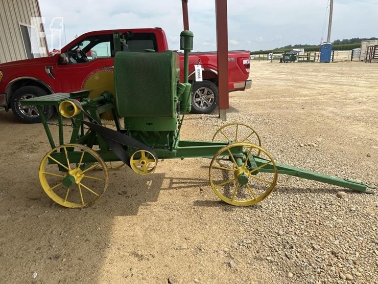 john-deere-luc-image-2