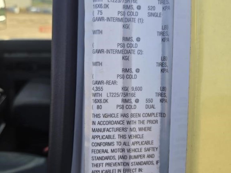 2019-ford-e450-image-18