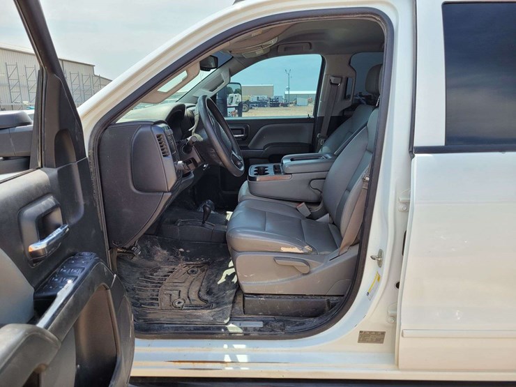 chevrolet-silverado-2500-image-9