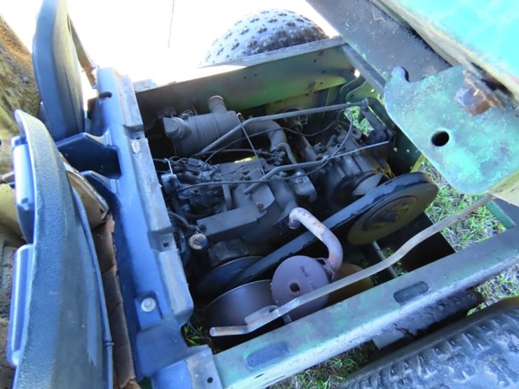2013-john-deere-gator-image-11