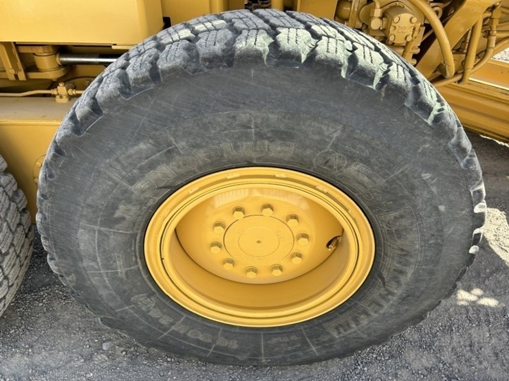 1992-caterpillar-140g-image-26