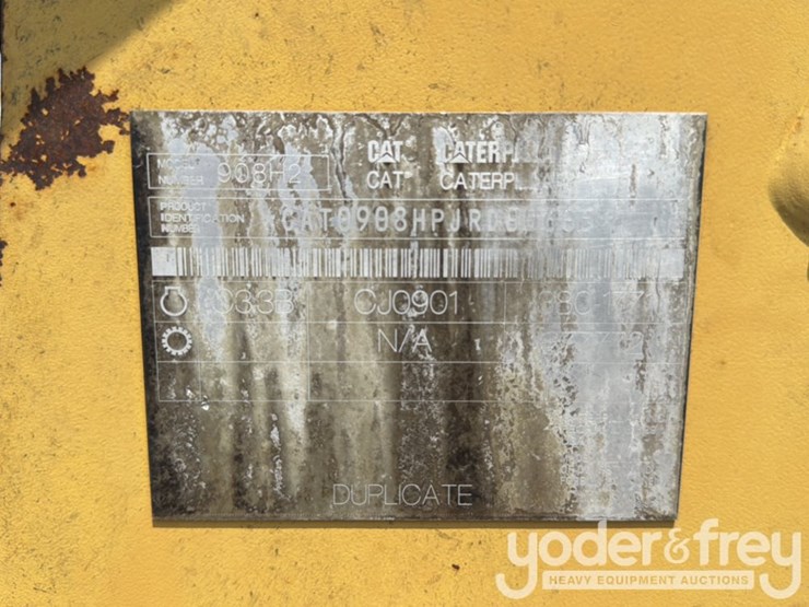 2012-caterpillar-908h-image-36