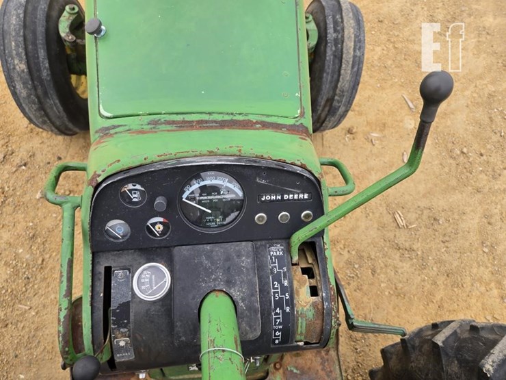john-deere-4520-image-11