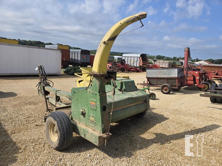 john-deere-3940-image-8
