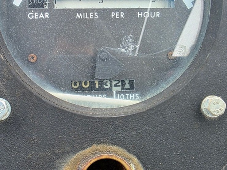 john-deere-4040-image-43