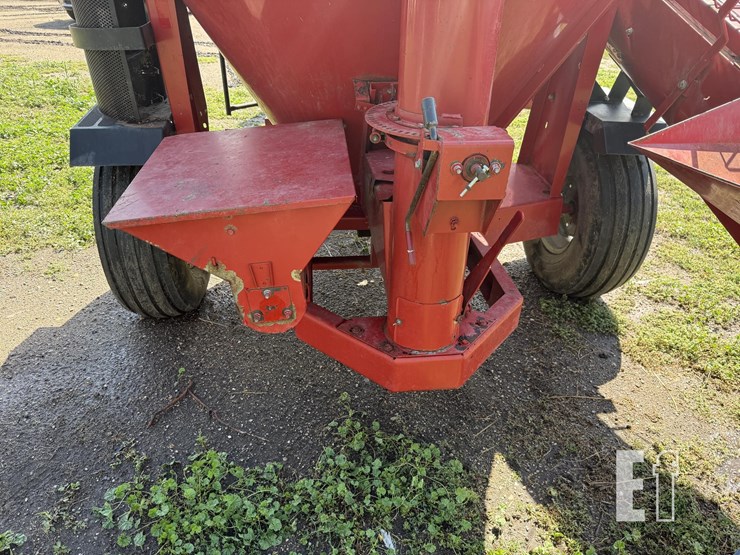 case-ih-1250-image-19