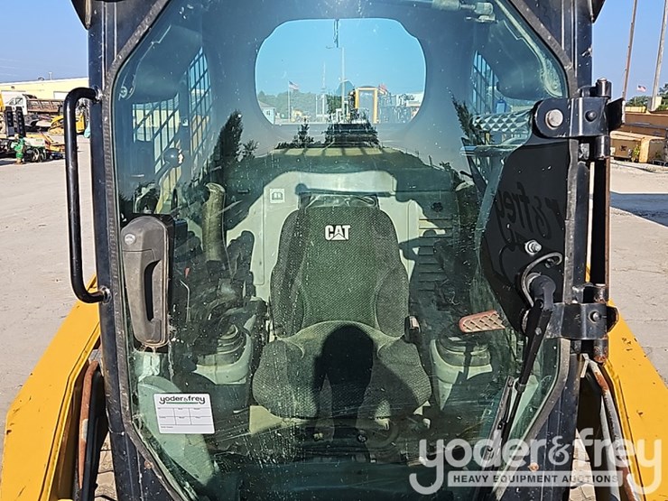2011-caterpillar-279c-image-23