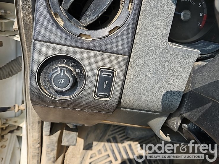 2015-ford-f250-image-26