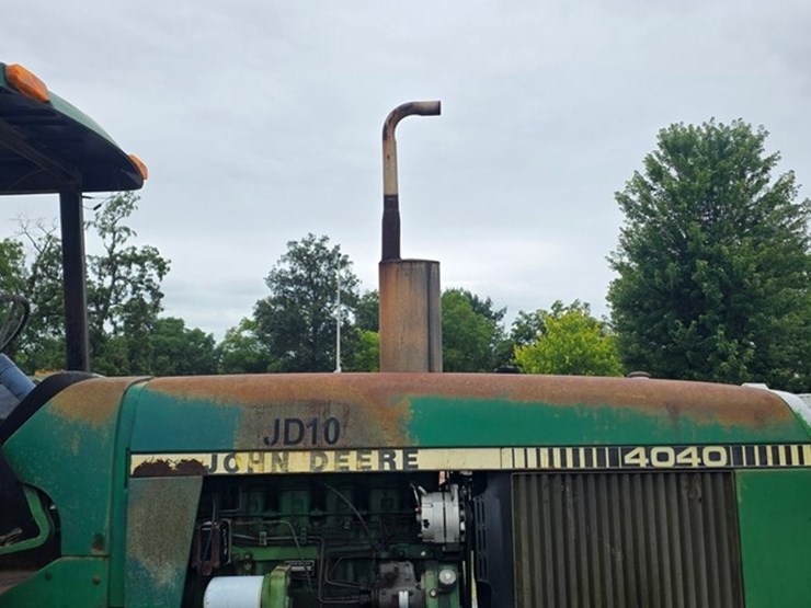 john-deere-4040-image-10