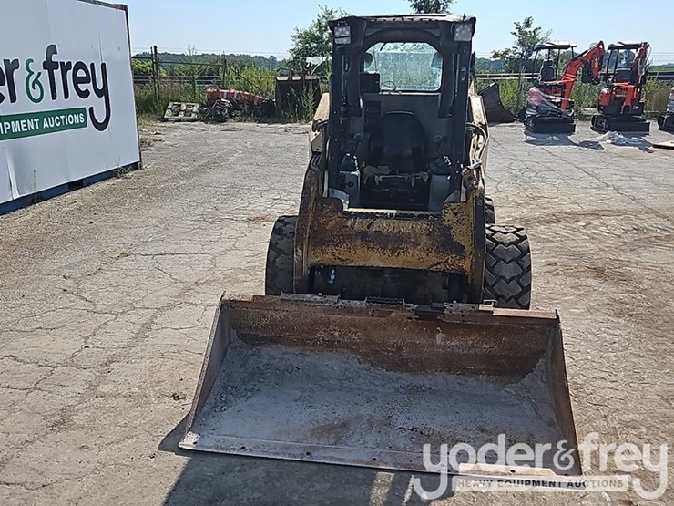 2012-caterpillar-242b3-image-7