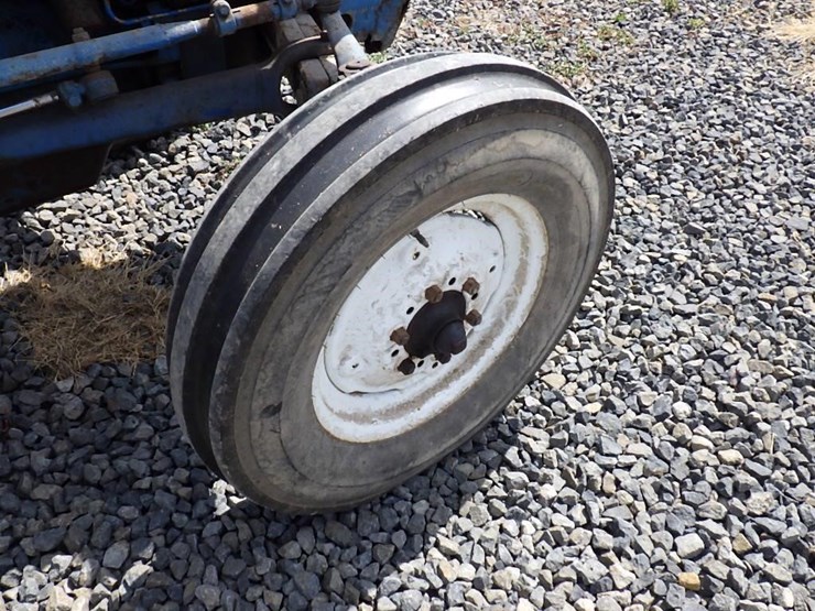 ford-tractor-image-34