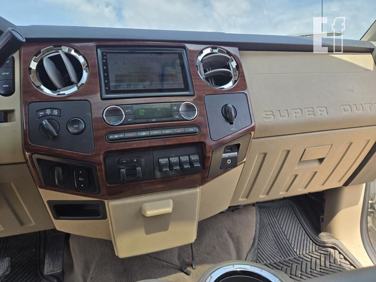 2009-ford-f250-image-24
