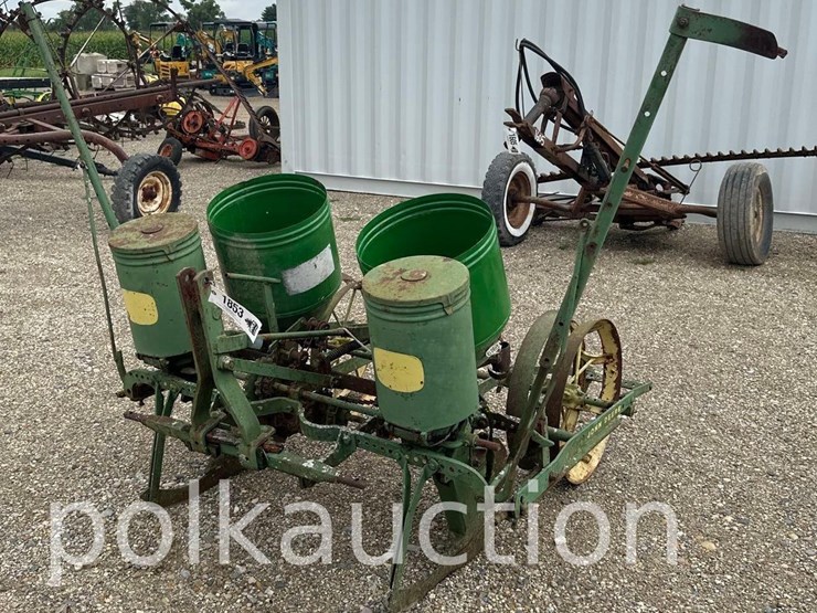john-deere-2-image-1