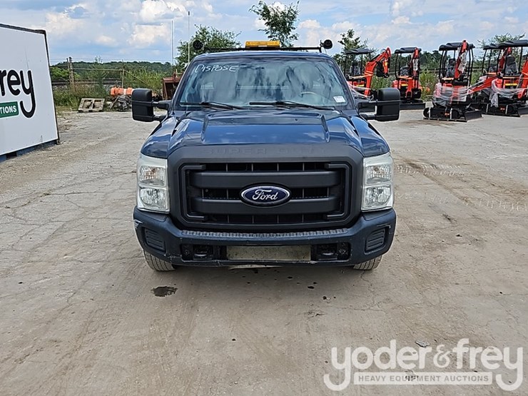 2016-ford-f250-xl-image-8