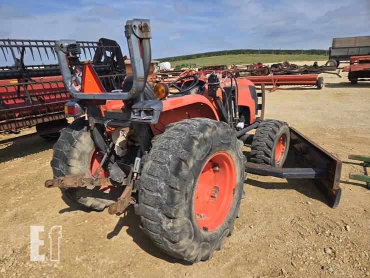 kubota-mx5200-image-10