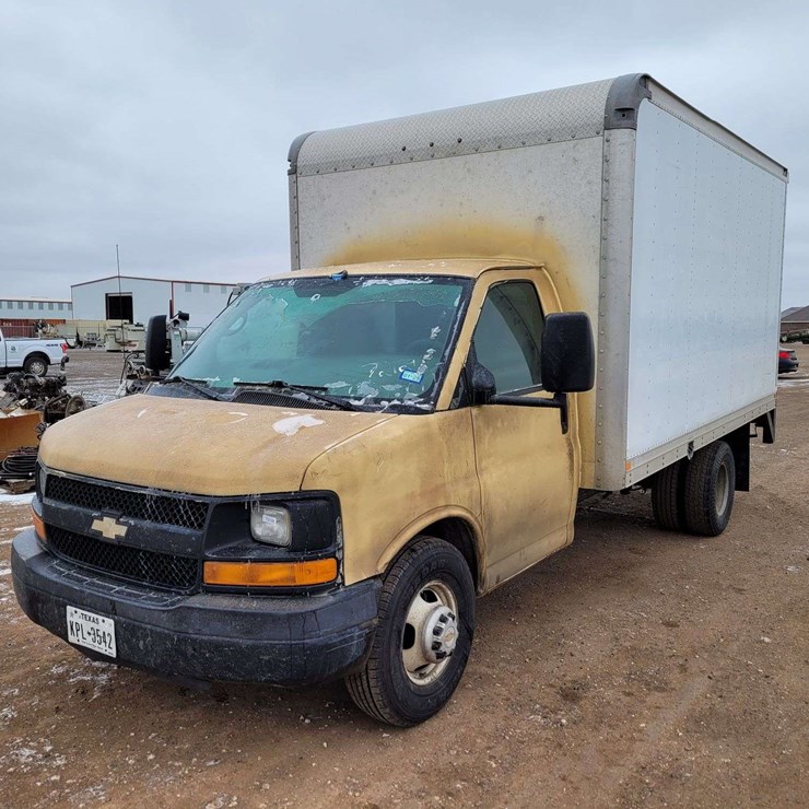 2011 CHEVROLET EXPRESS 3500