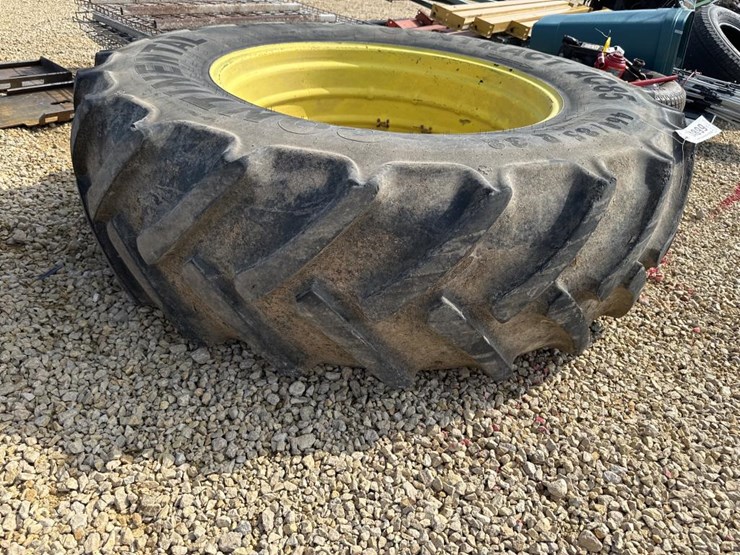 john-deere-4440-image-1