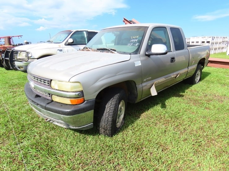 1999-chevrolet-1500-image-2