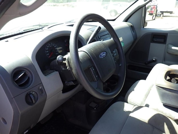 2004-ford-6.5-image-19