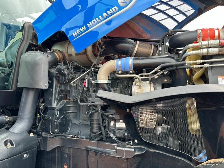 2020-new-holland-t8.320-image-41