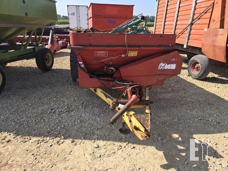 new-holland-514-image-2