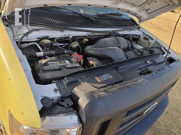 2019-ford-e450-image-15