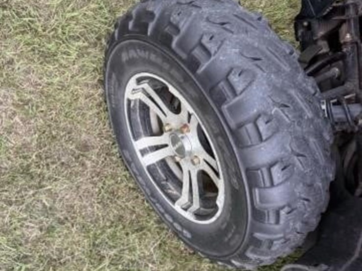 2009-arctic-cat-700-image-2