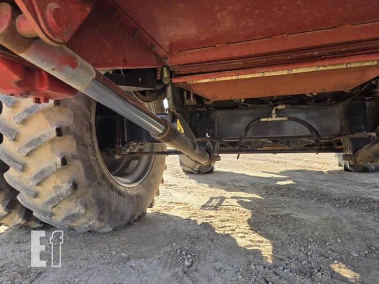 case-ih-7088-image-24