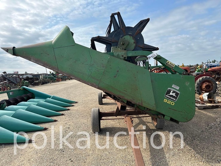 1774-john-deere-920-image-3