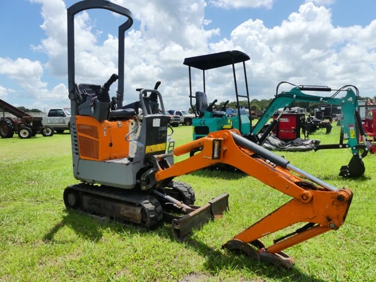 2018-bobcat-e10-image-2