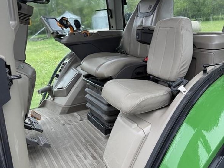 john-deere-7r-230-image-10