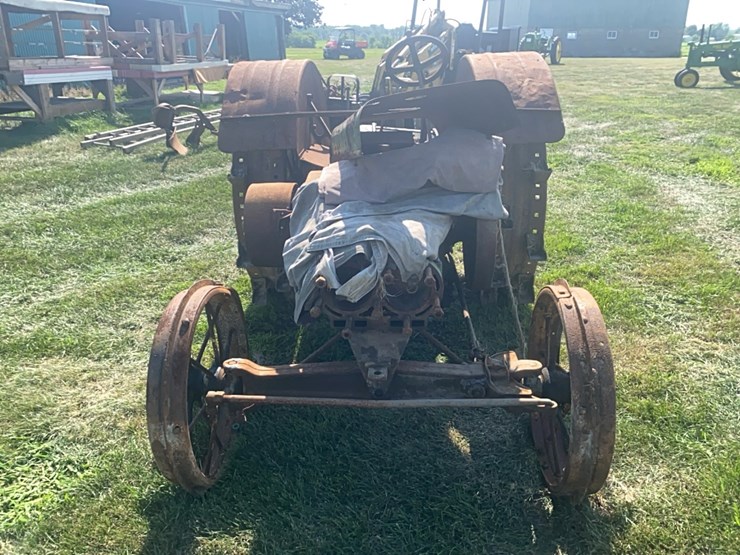 1928-john-deere-d-image-2
