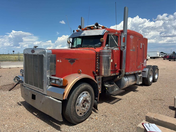 1987-peterbilt-379-image-1