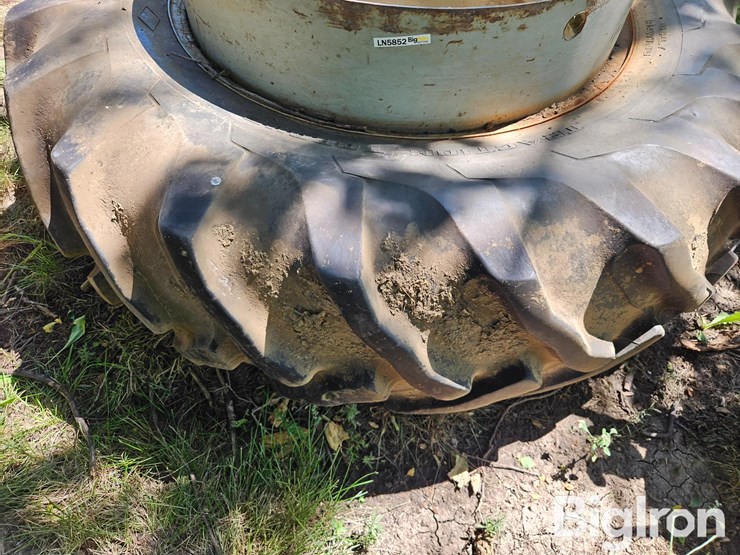 john-deere-4020-image-8
