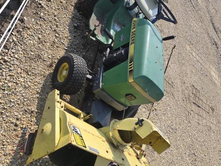 john-deere-111-image-1