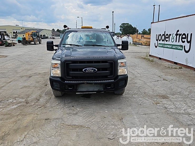 2015-ford-f250-xl-image-6