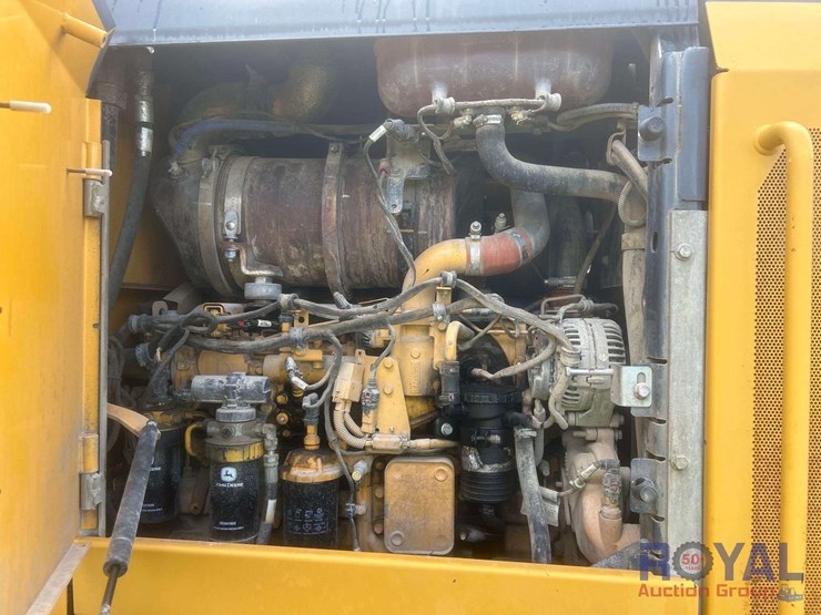 2015-deere-544k-image-7