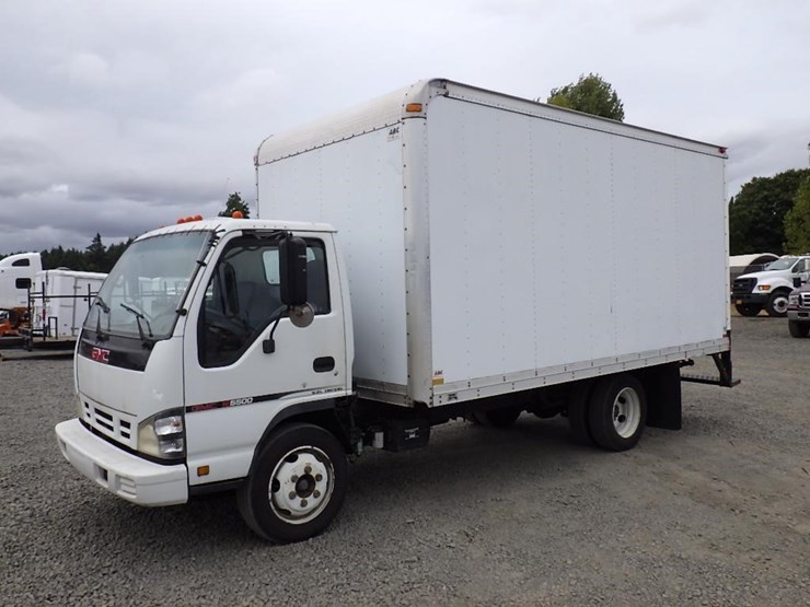 2007-gmc-5500-image-1