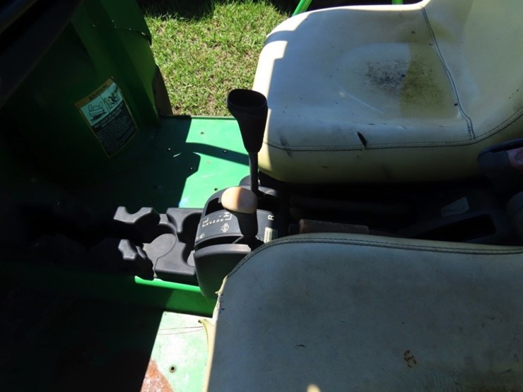 2007-john-deere-gator-image-12
