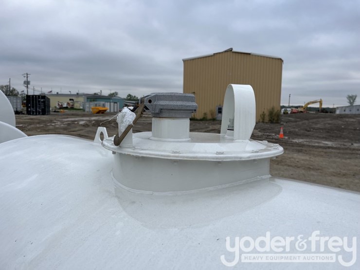 unused-2025-am---tank-600-image-7