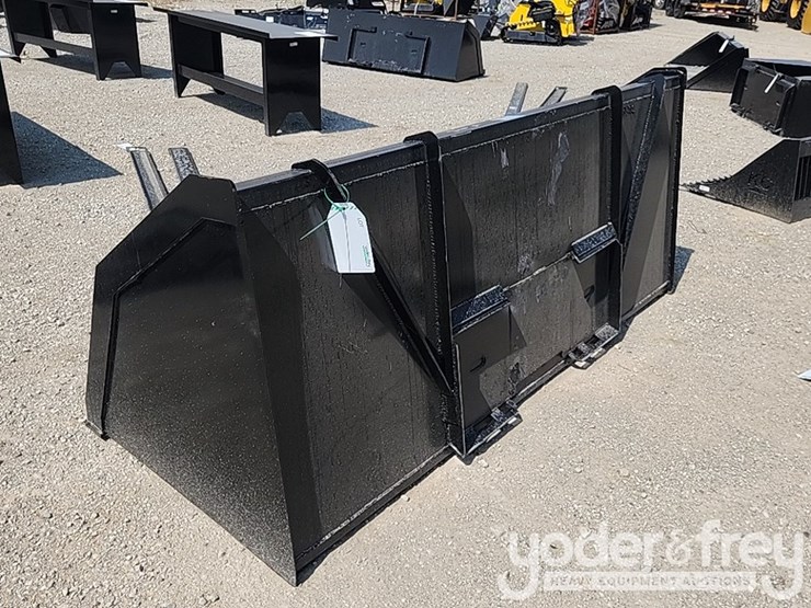 oversized-qt-light-material-bucket-image-2