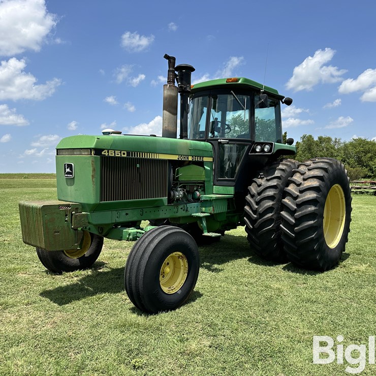 1983 JOHN DEERE 4650