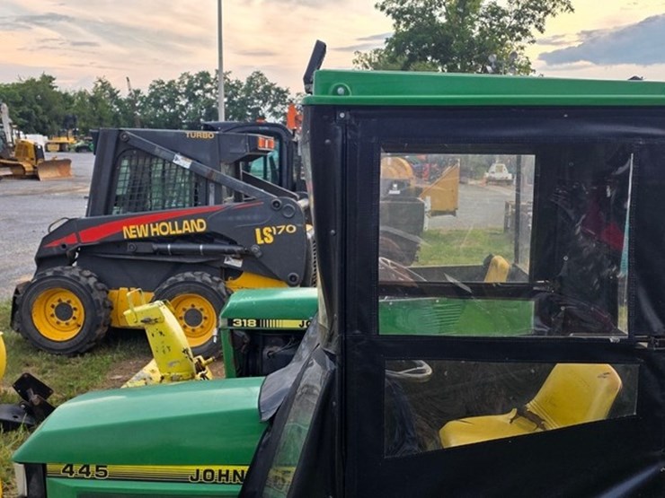 john-deere-445-image-11