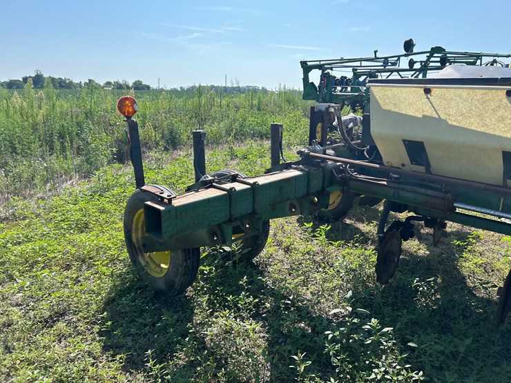 john-deere-7000-image-8