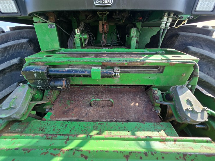2002-john-deere-6850-image-11