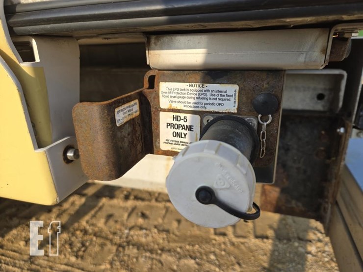 2019-ford-e450-image-24
