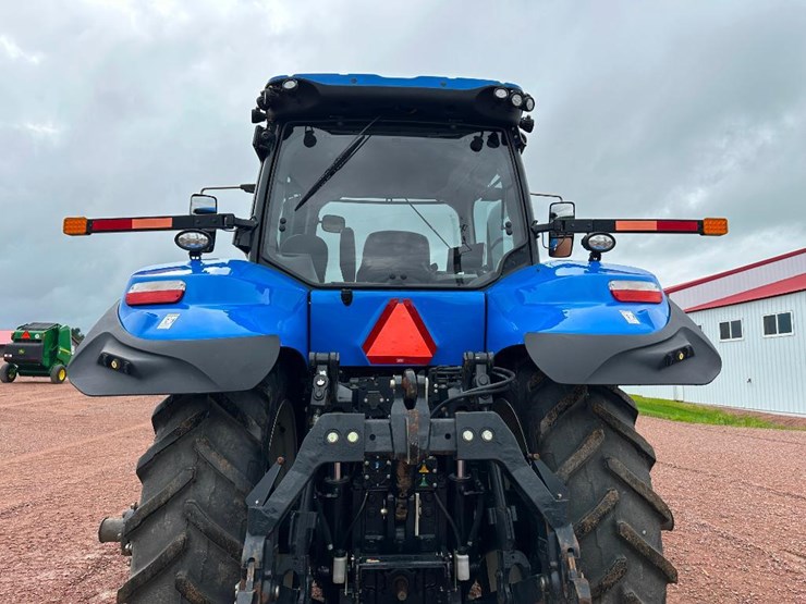 2020-new-holland-t8.320-image-23