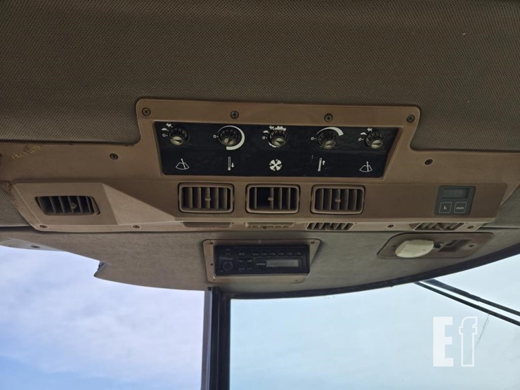 john-deere-4050-image-19
