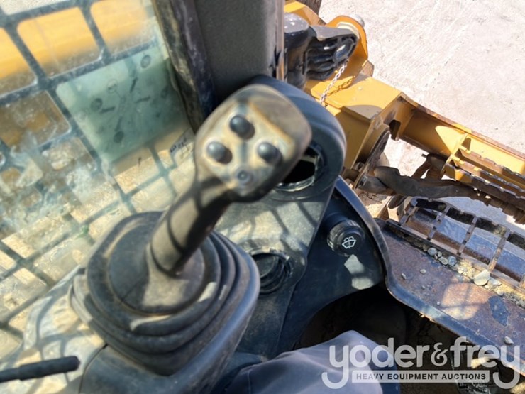 2018-caterpillar-289d-image-26